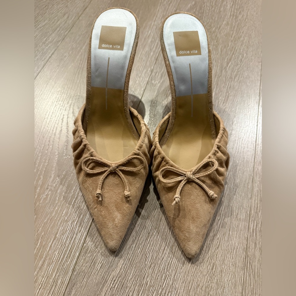 Dolce Vita Kairi Tan Suede Heel